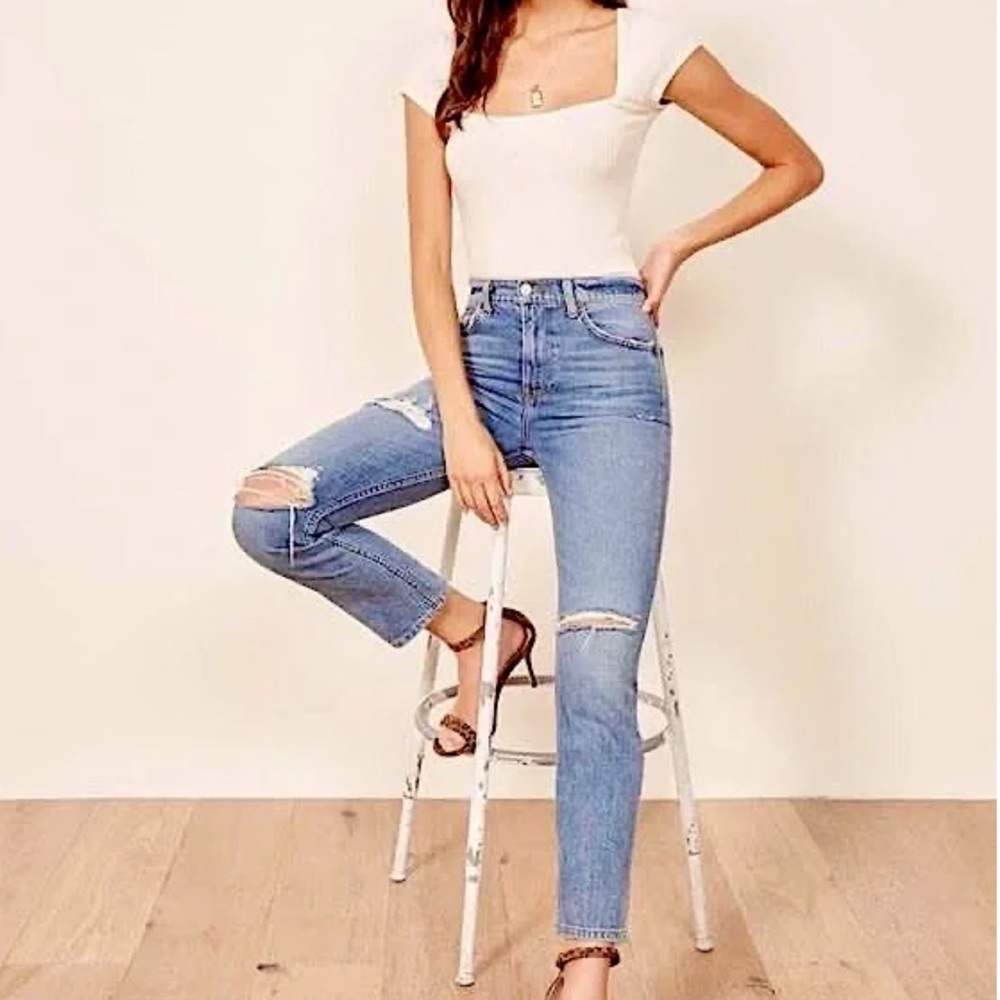 Reformation Julia High Cigarette Jean in Antigua Wash, Size 26